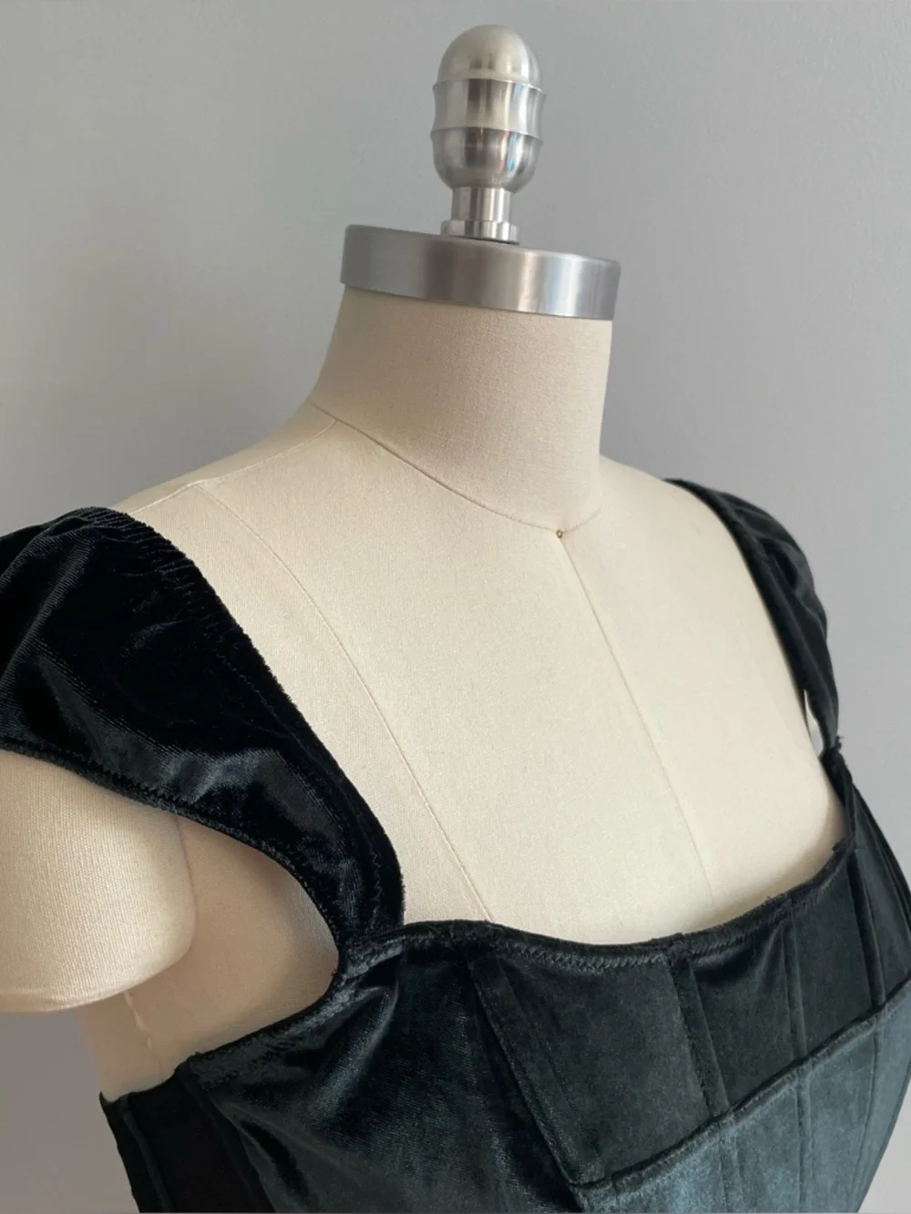 Victorias Secret Dream Angels Velvet Corset Top- Black- Size Medium- DD